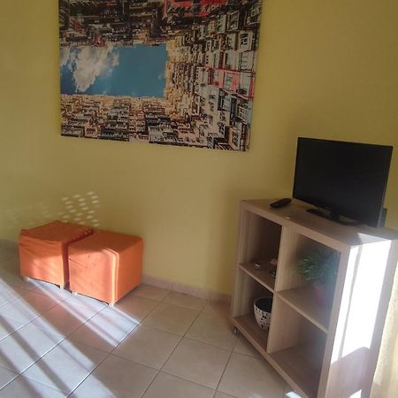 Cosy Apartment By The Sea ميتامورفوسي المظهر الخارجي الصورة
