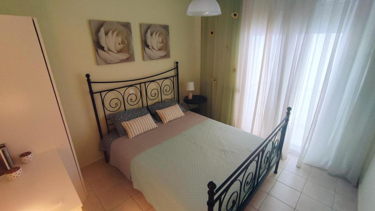 Cosy Apartment By The Sea ميتامورفوسي المظهر الخارجي الصورة